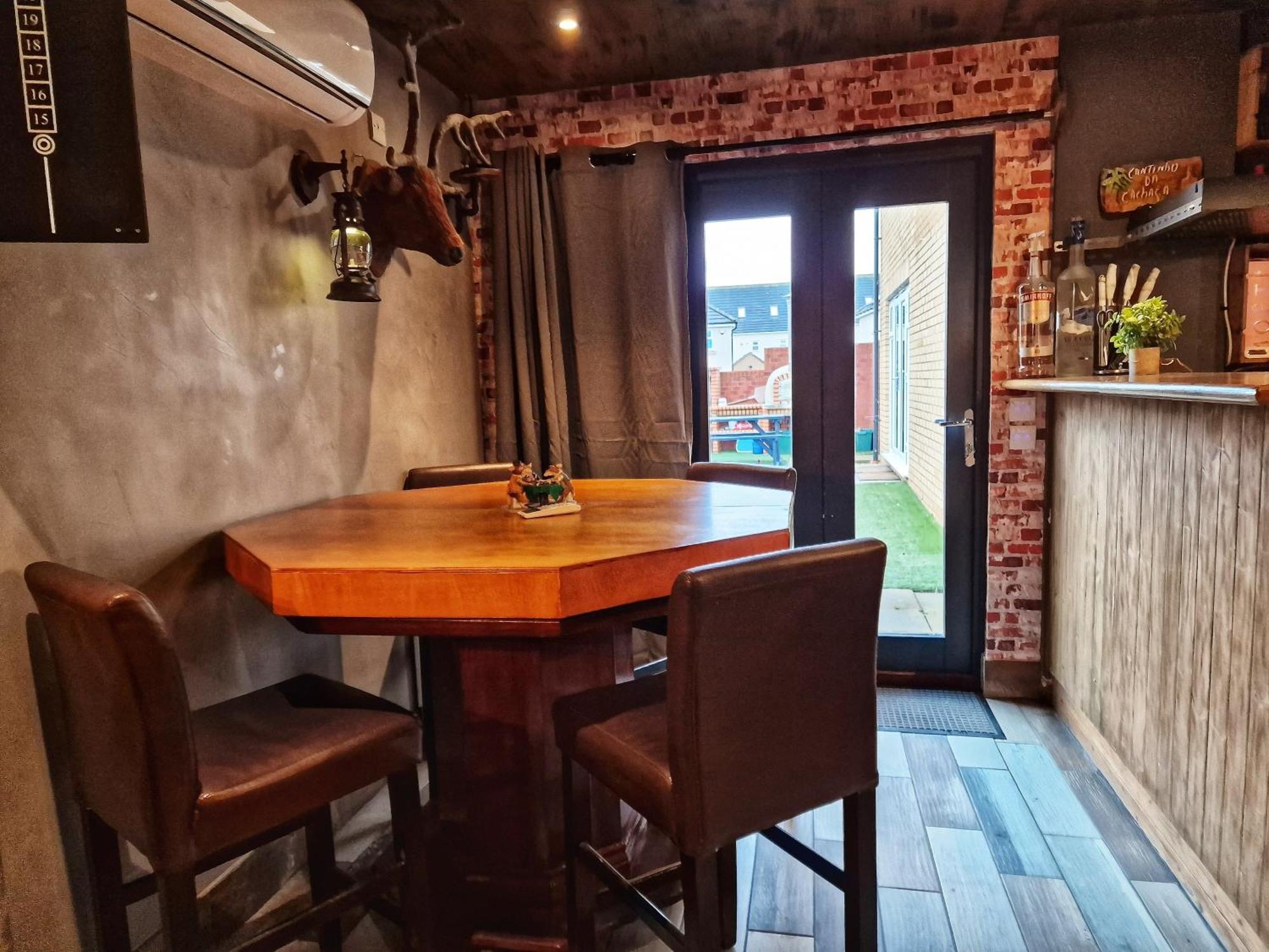 The Pub - Unique & Authentic Experience - Free Parking!, 5 Minutes From Airbus And The Mall Cribbs 布里斯托 外观 照片